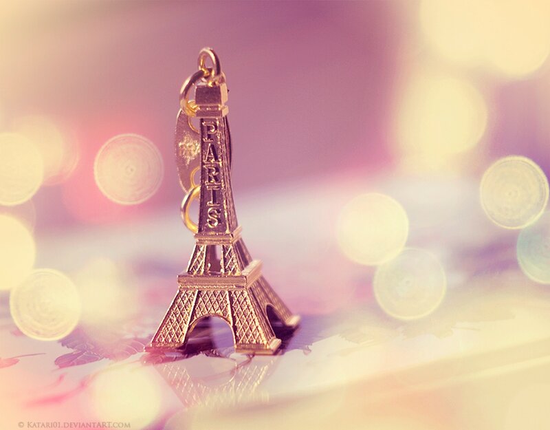 Eiffel Tower Charm — Purple