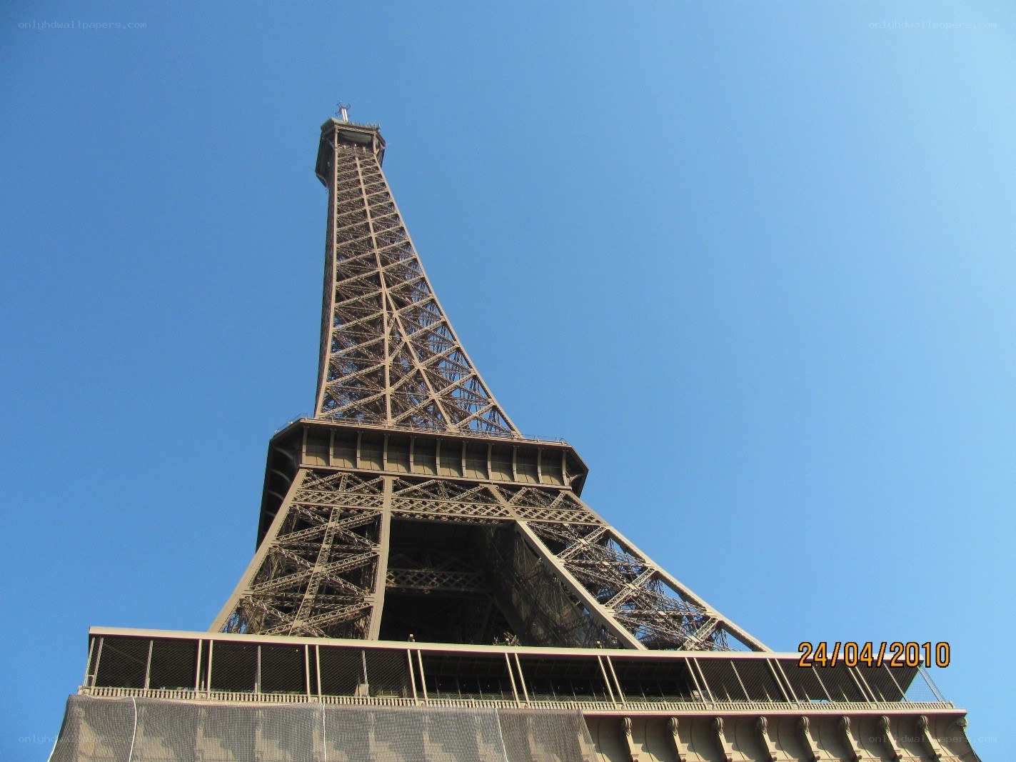 Eiffel Tower from below