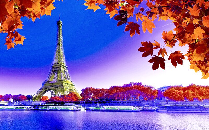 Eiffel Tower in Autumn — Blue