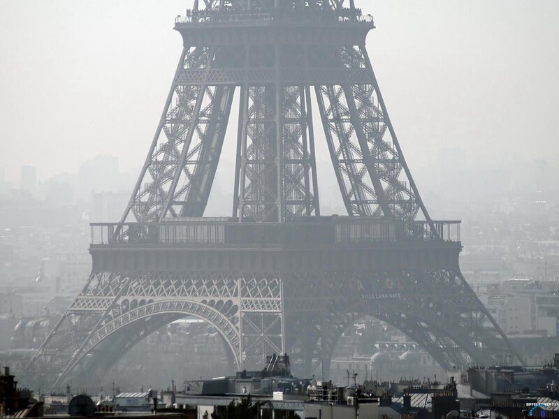 Eiffel Tower in Haze — Gray