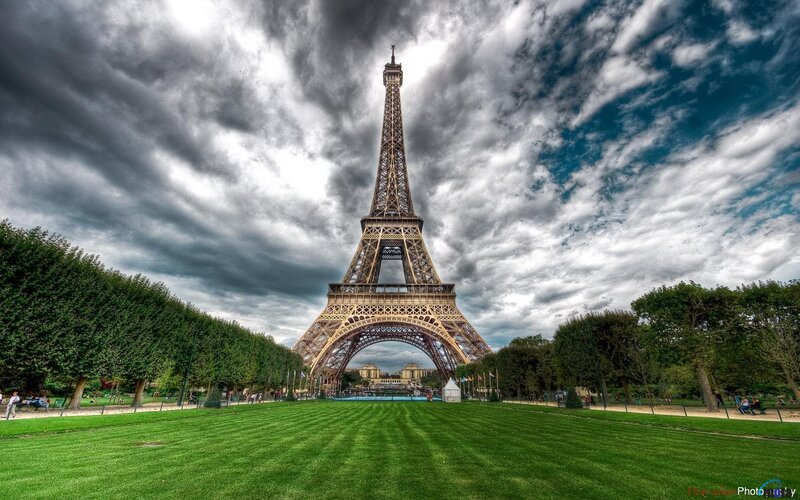 Eiffel Tower in Paris — Green, Dramatic, Afternoon, Photograph