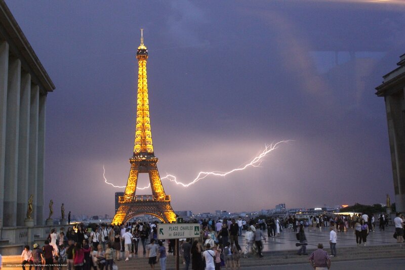 Eiffel Tower lightning storm