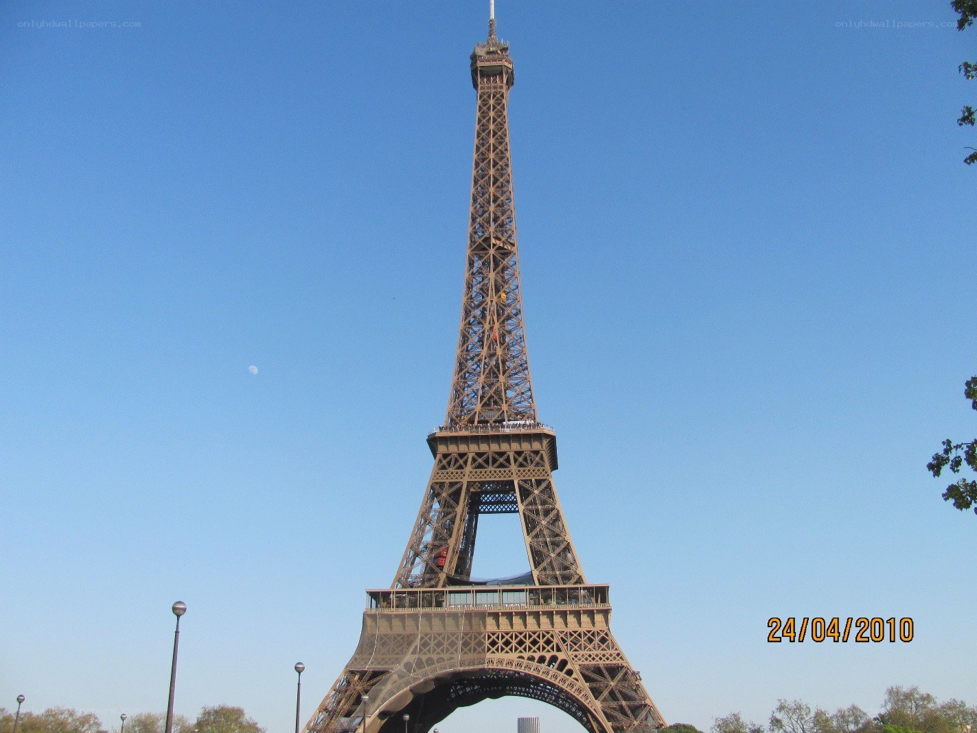 Eiffel Tower on a clear day