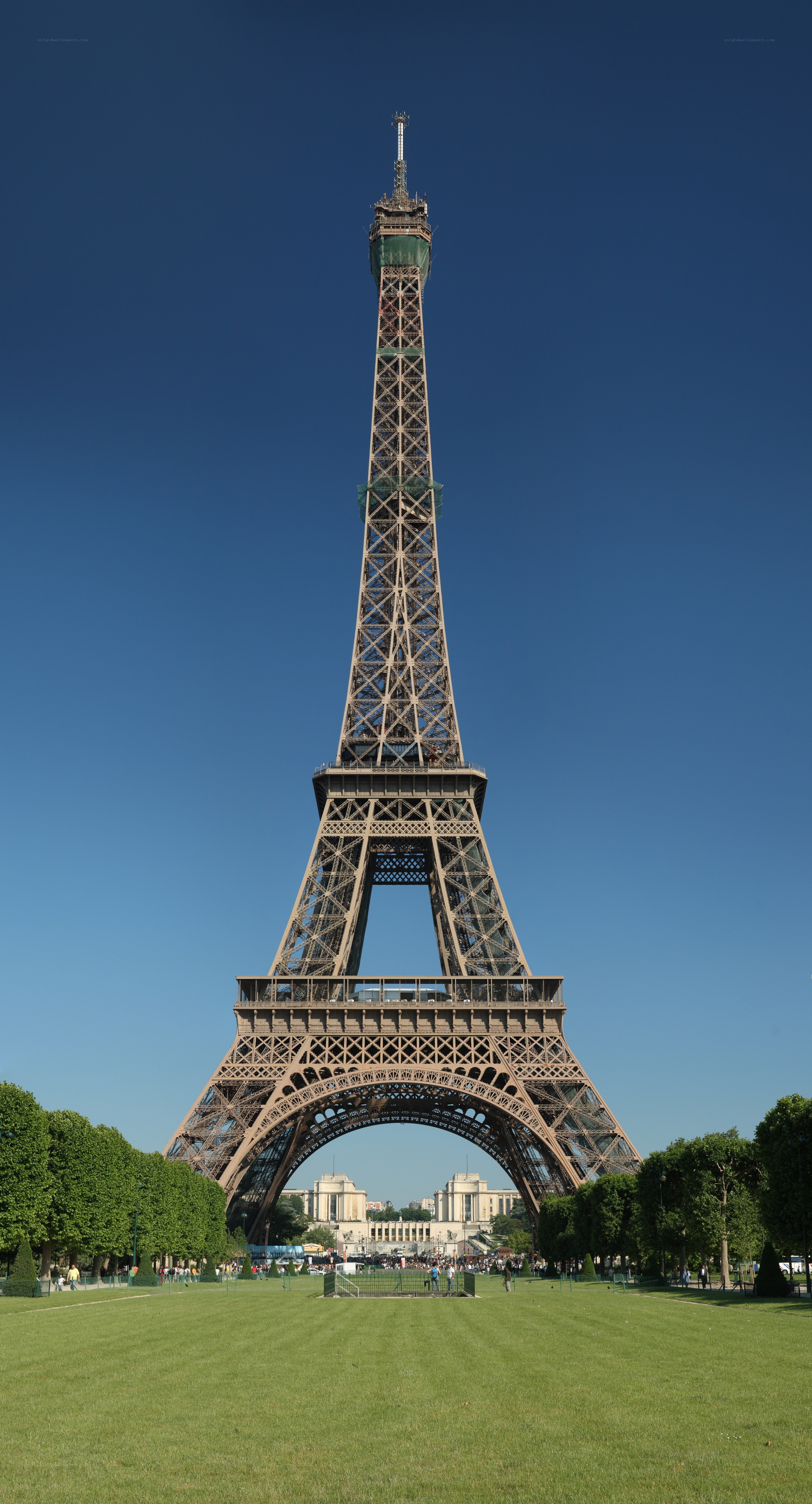 Eiffel Tower on a clear day