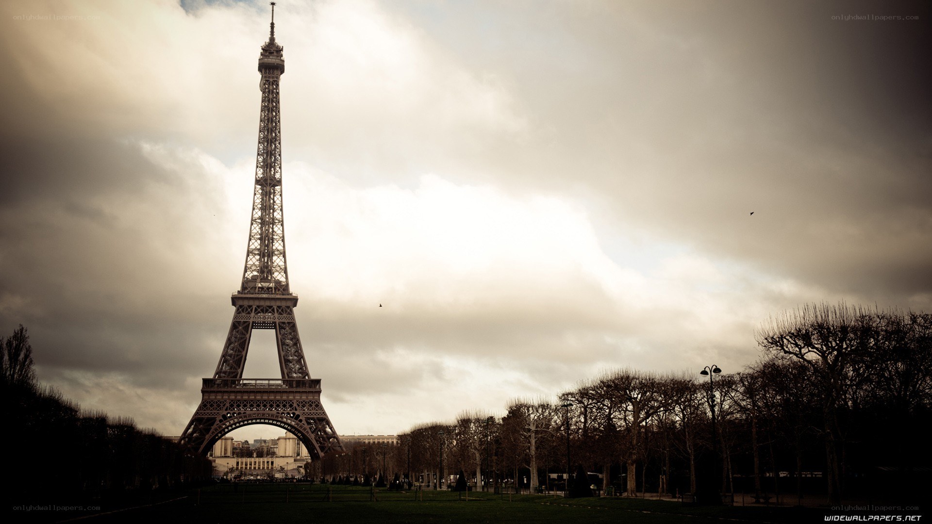 Eiffel Tower on a cloudy day