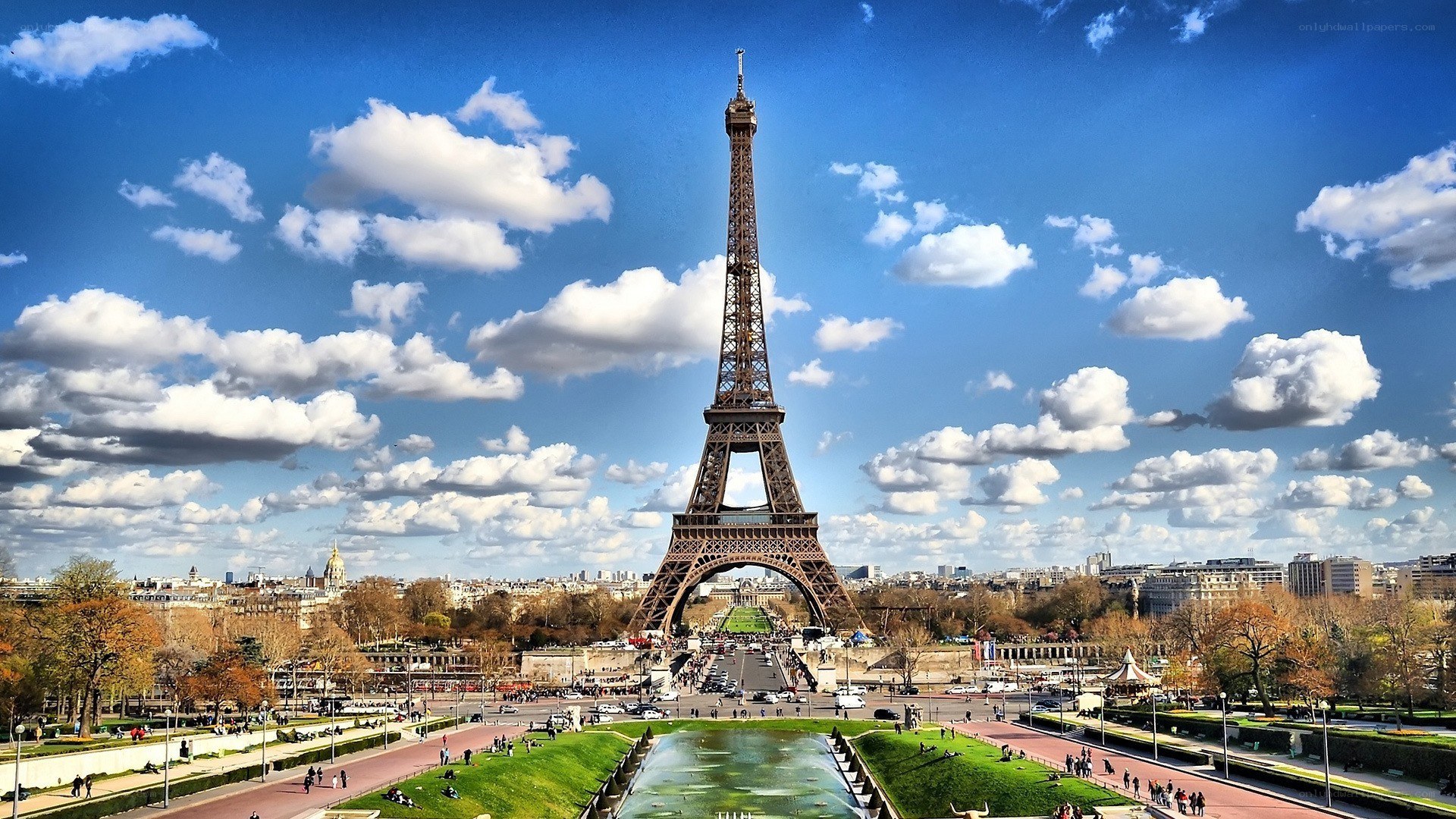 Eiffel Tower on a sunny day