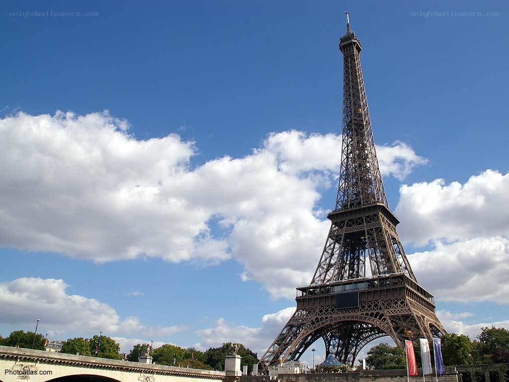 Eiffel Tower on a sunny day