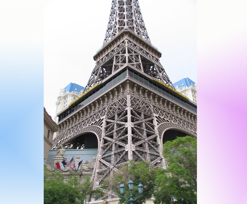 Eiffel Tower Replica — Gray