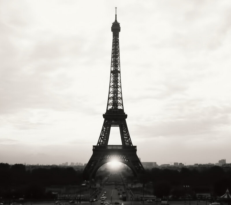 Eiffel Tower Silhouette — Black
