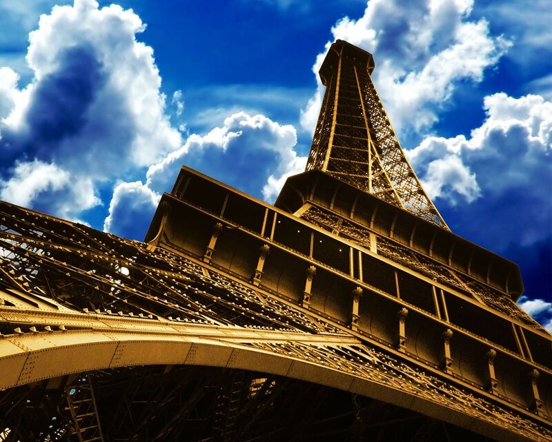 Eiffel Tower Structure — Afternoon