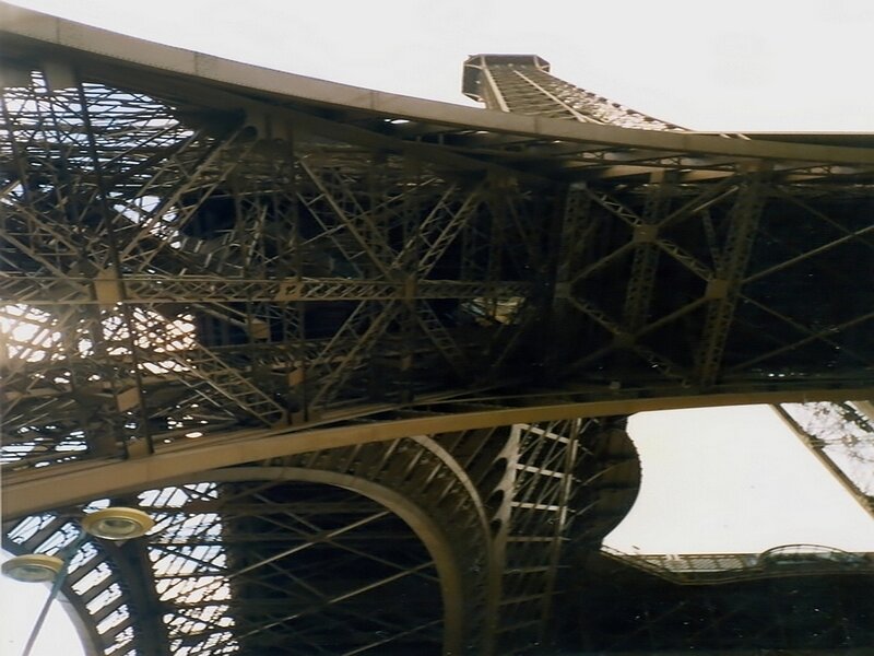 Eiffel Tower Structure — Gray, Industrial