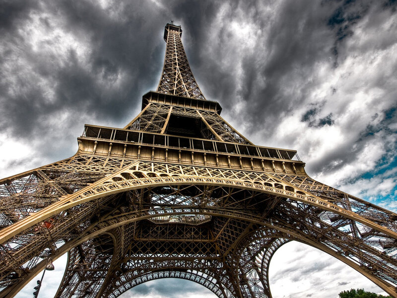 Eiffel Tower Structure — Gray