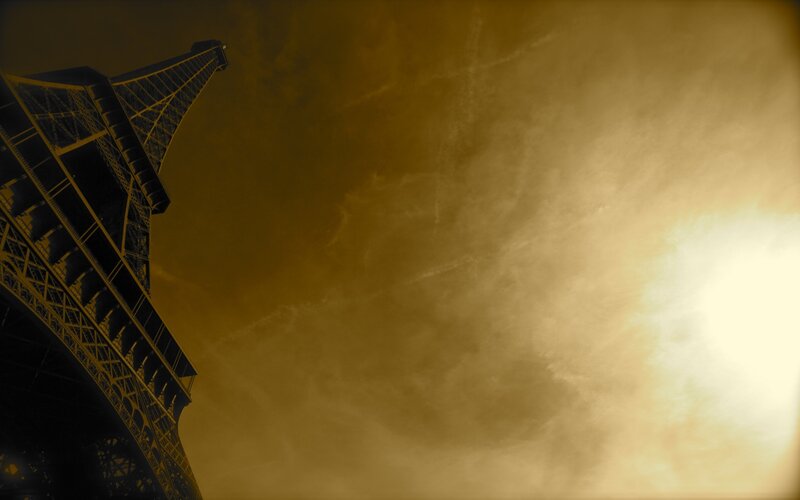 Eiffel Tower Structure — Yellow