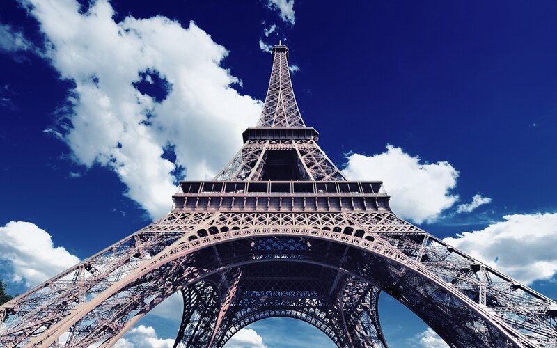 Eiffel Tower under blue sky