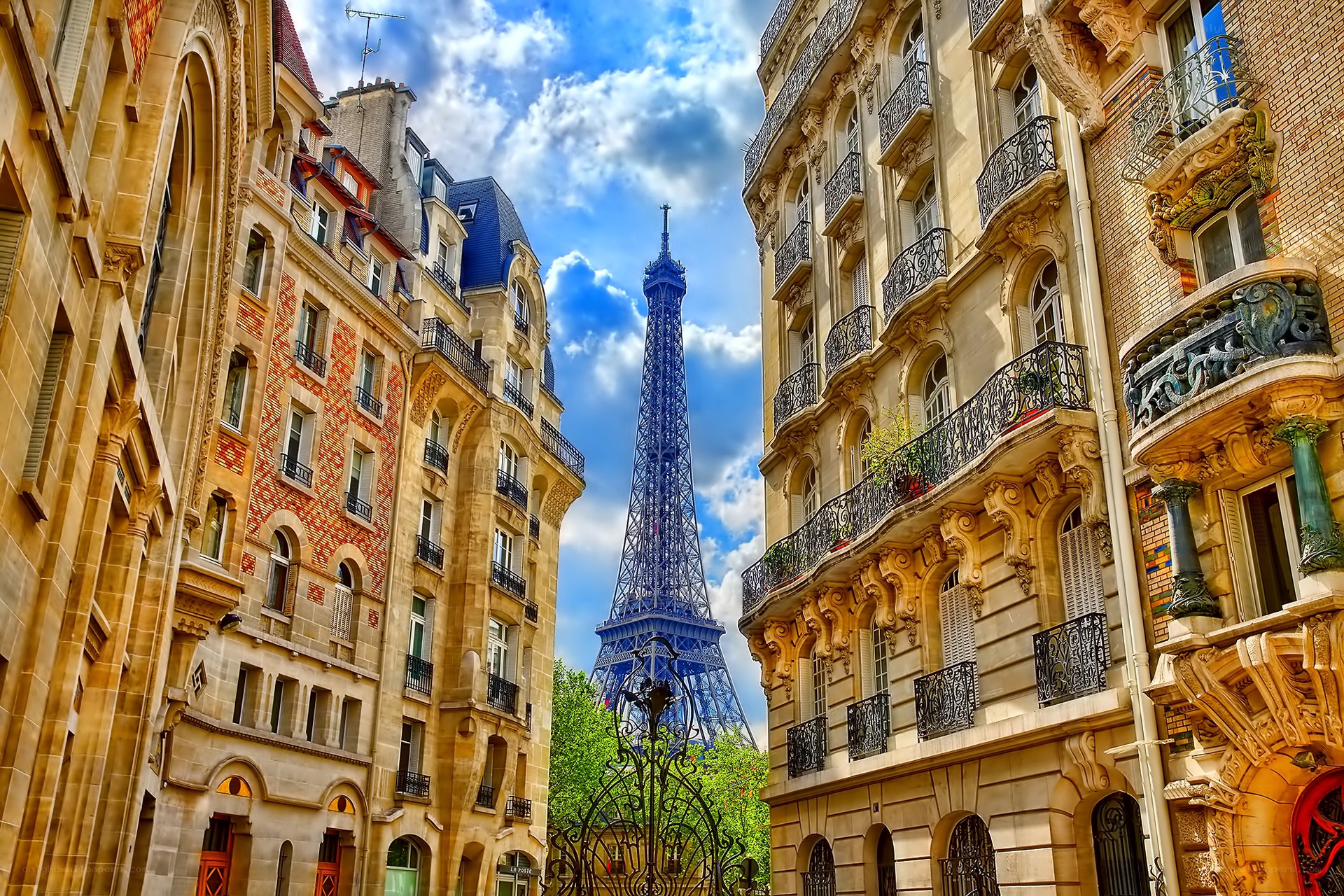 Eiffel Tower view from Paris street