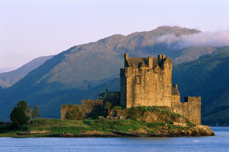 Eilean Donan Castle at dawn