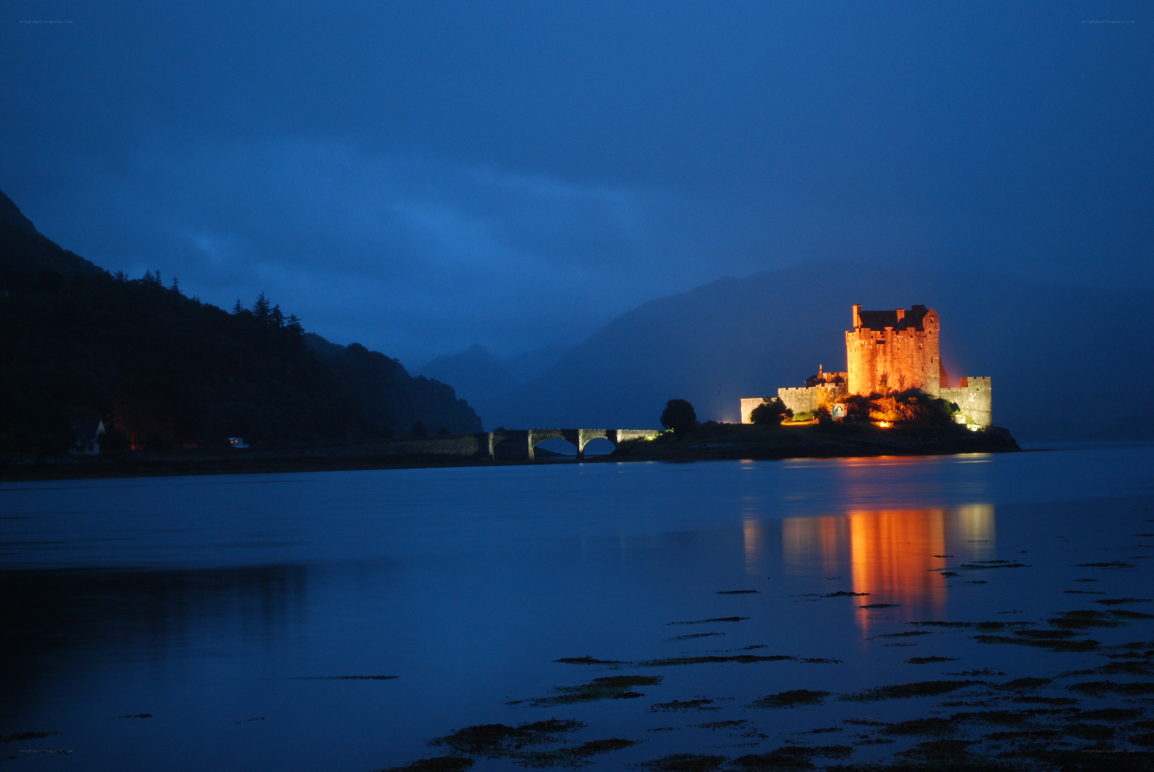 Eilean Donan Castle at dusk
