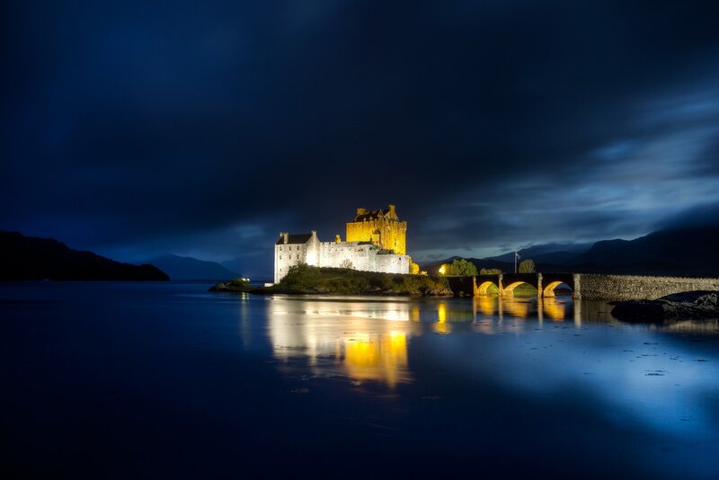 Eilean Donan Castle at night