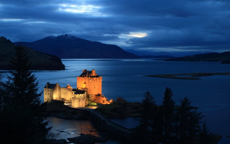 Eilean Donan Castle — Blue, Dramatic, Night