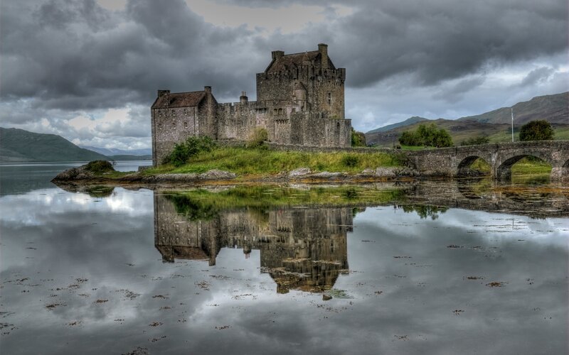 Eilean Donan Castle — Gray, Dramatic, Photograph, Lake, Bridge