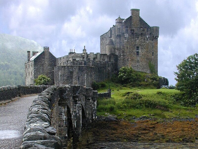 Eilean Donan Castle — Gray, Dramatic, Photograph