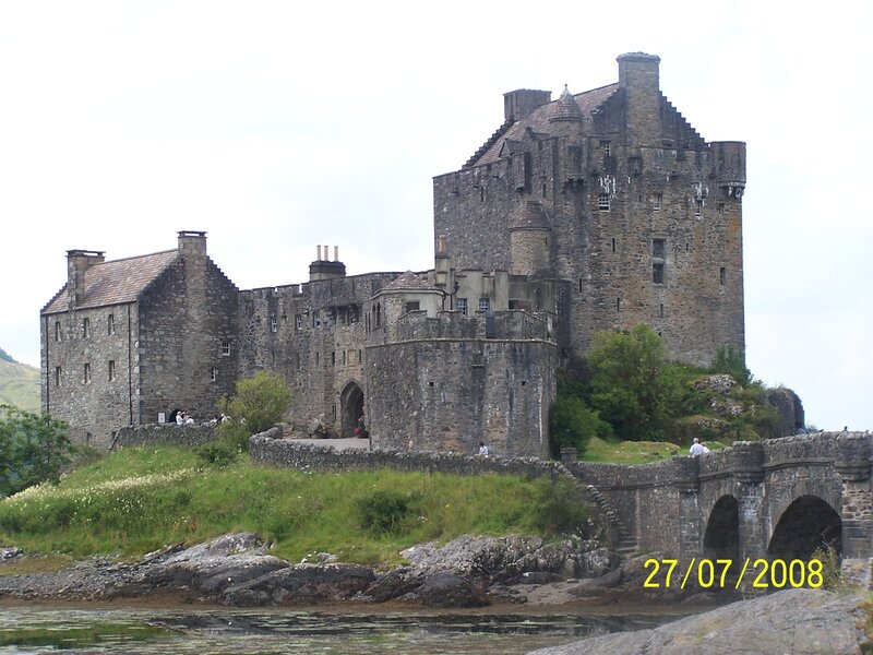 Eilean Donan Castle — Gray, Historic, Summer