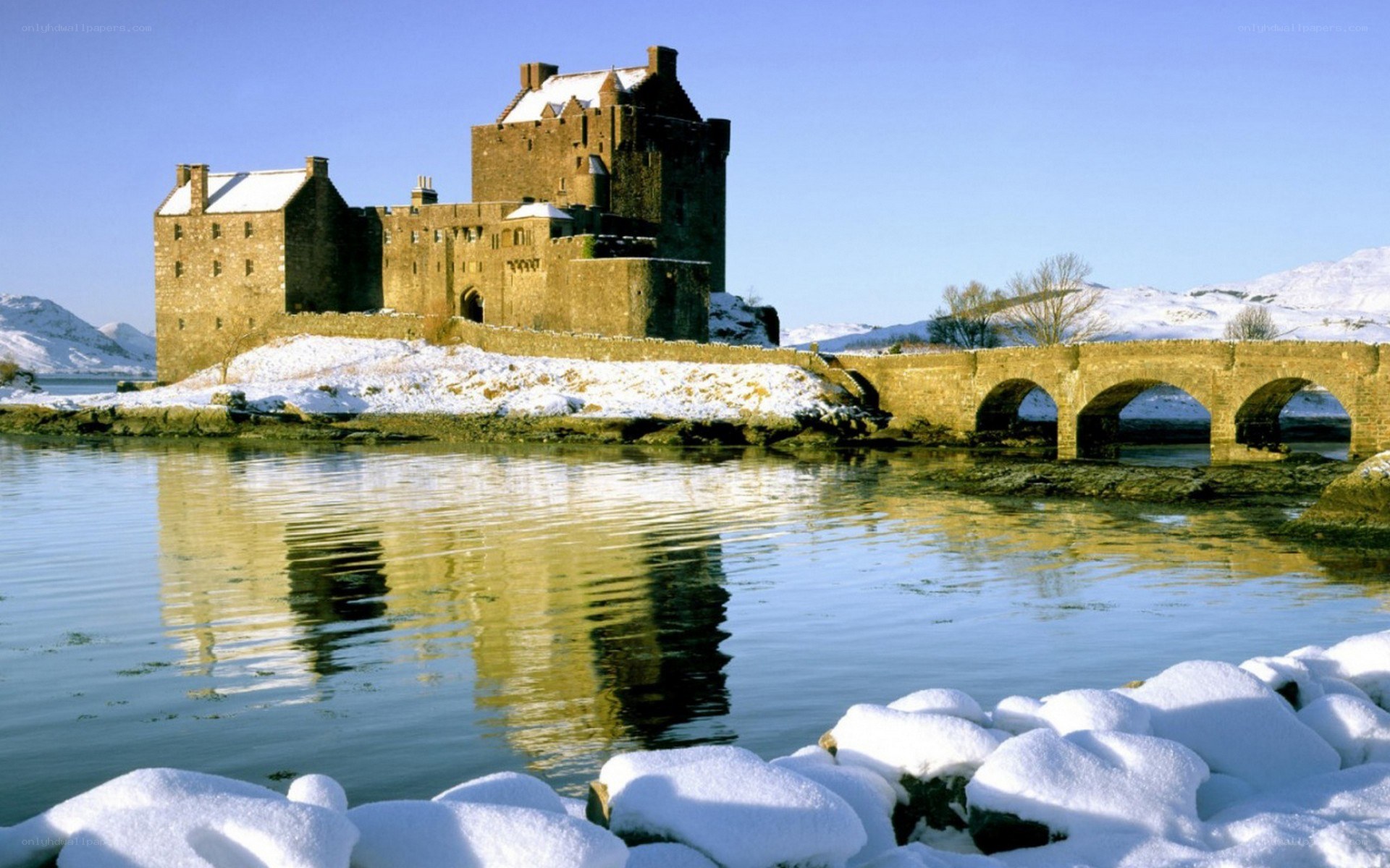 Eilean Donan Castle in winter