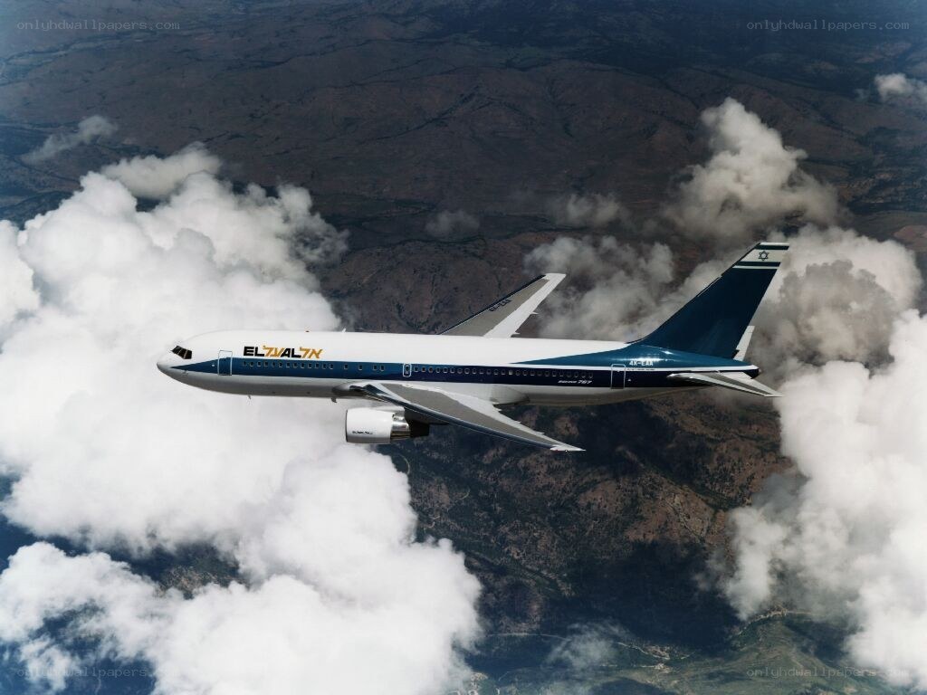 El Al airplane in flight
