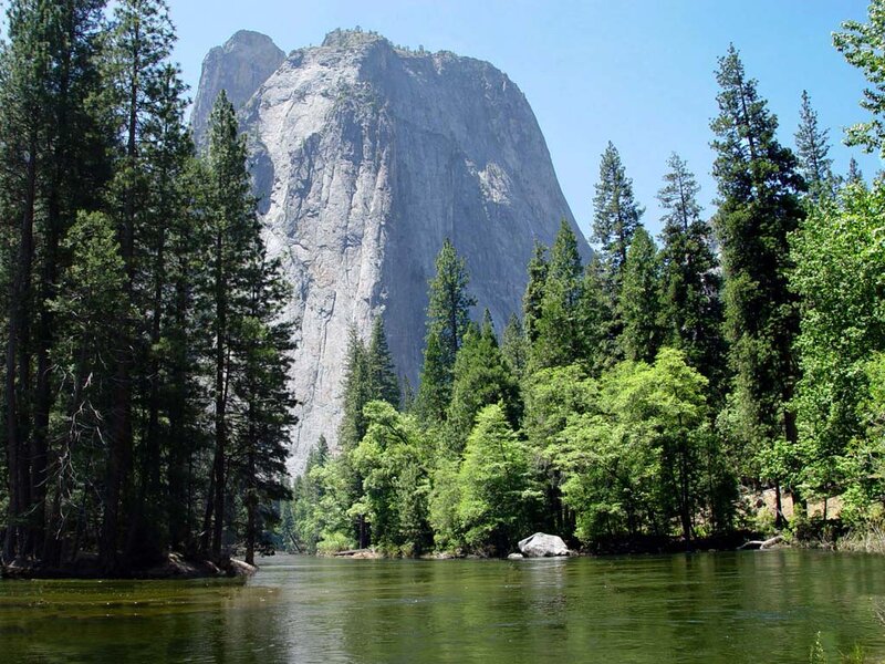 El Capitan in Yosemite — Green, Serene, Afternoon, Photograph