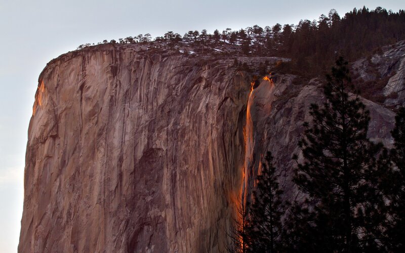 El Capitan Rock Formation — Brown, Dramatic