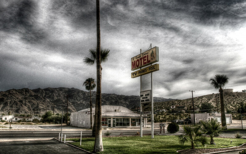 El Rancho Dolores Motel sign