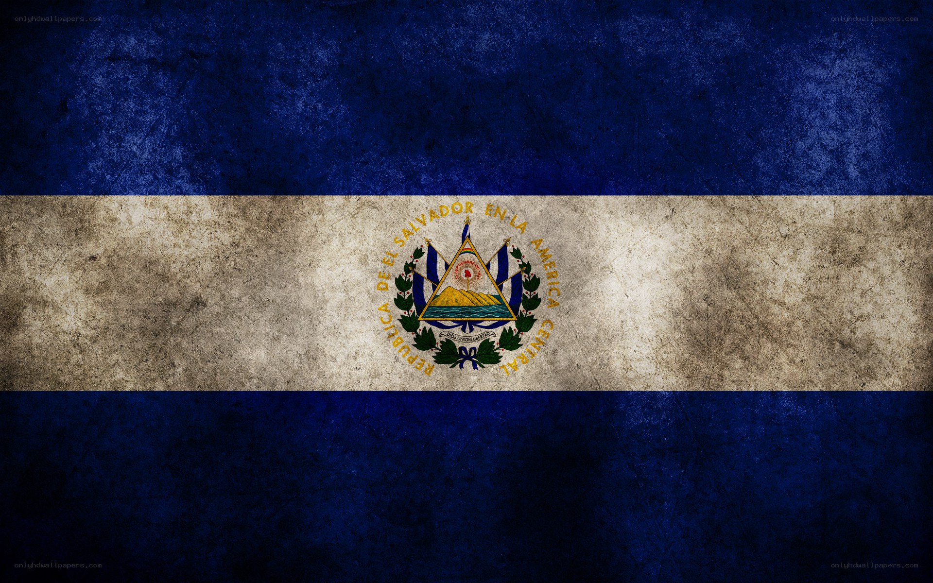 El Salvador flag with grunge texture