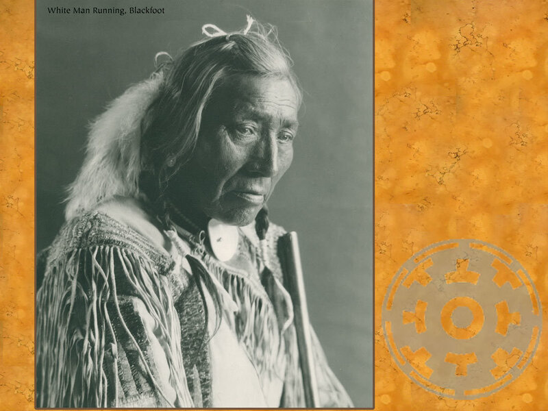 Elderly Man in Traditional Clothing — Black