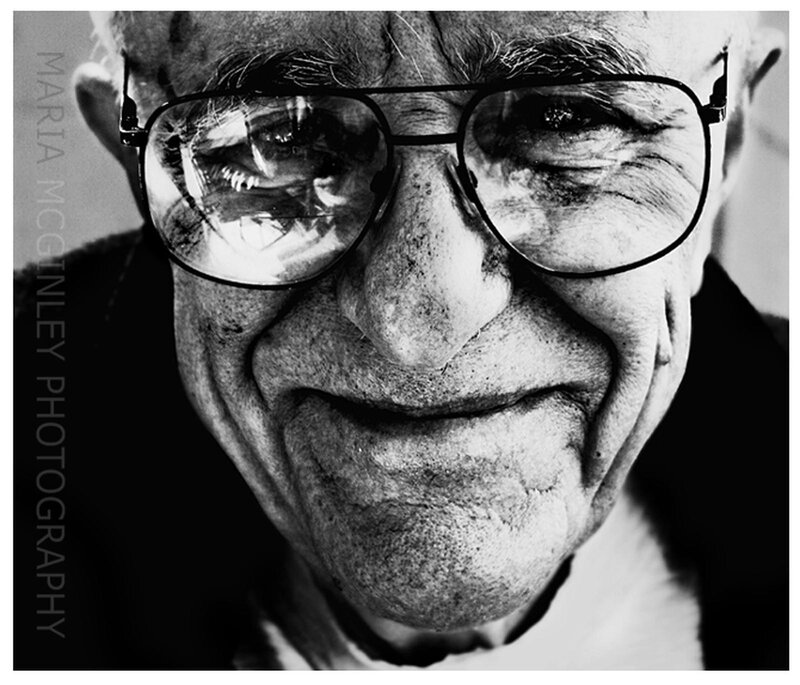 Elderly Man with Glasses — Black