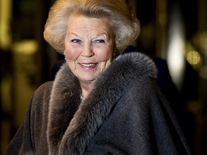 Elderly Woman in Coat — Gray