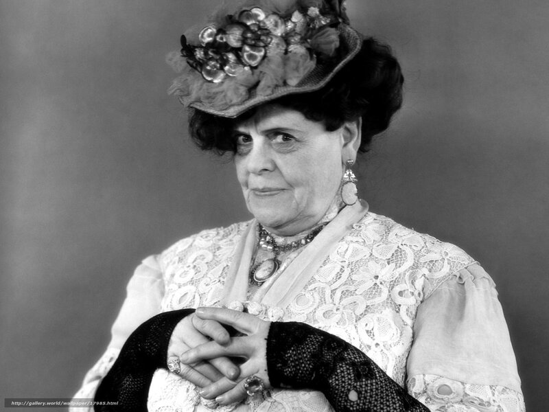 elderly woman in vintage attire