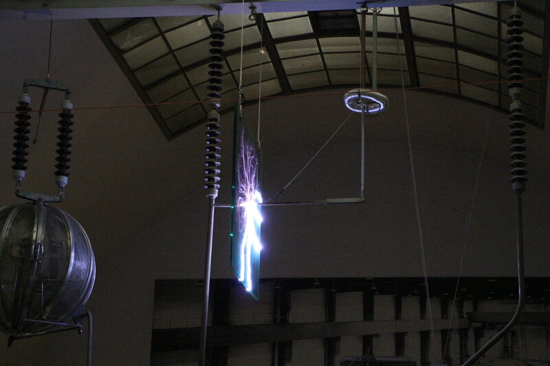 Electric Arc on Glass