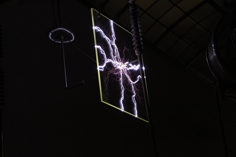 Electric Arcs on Glass