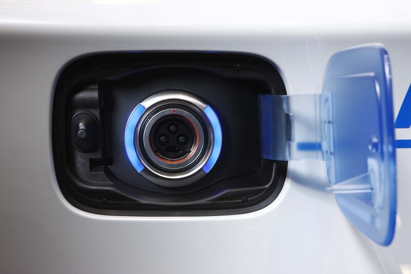 Electric car charging port