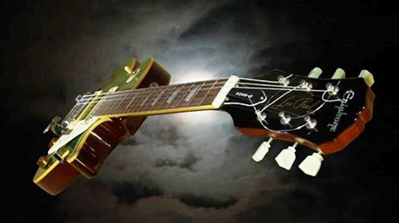 Electric Guitar in Flight