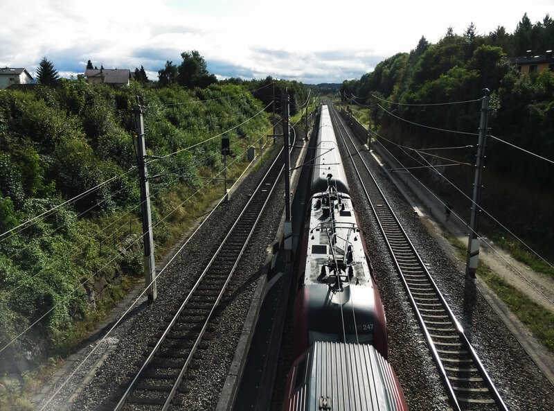 Electric Train on Tracks — Green