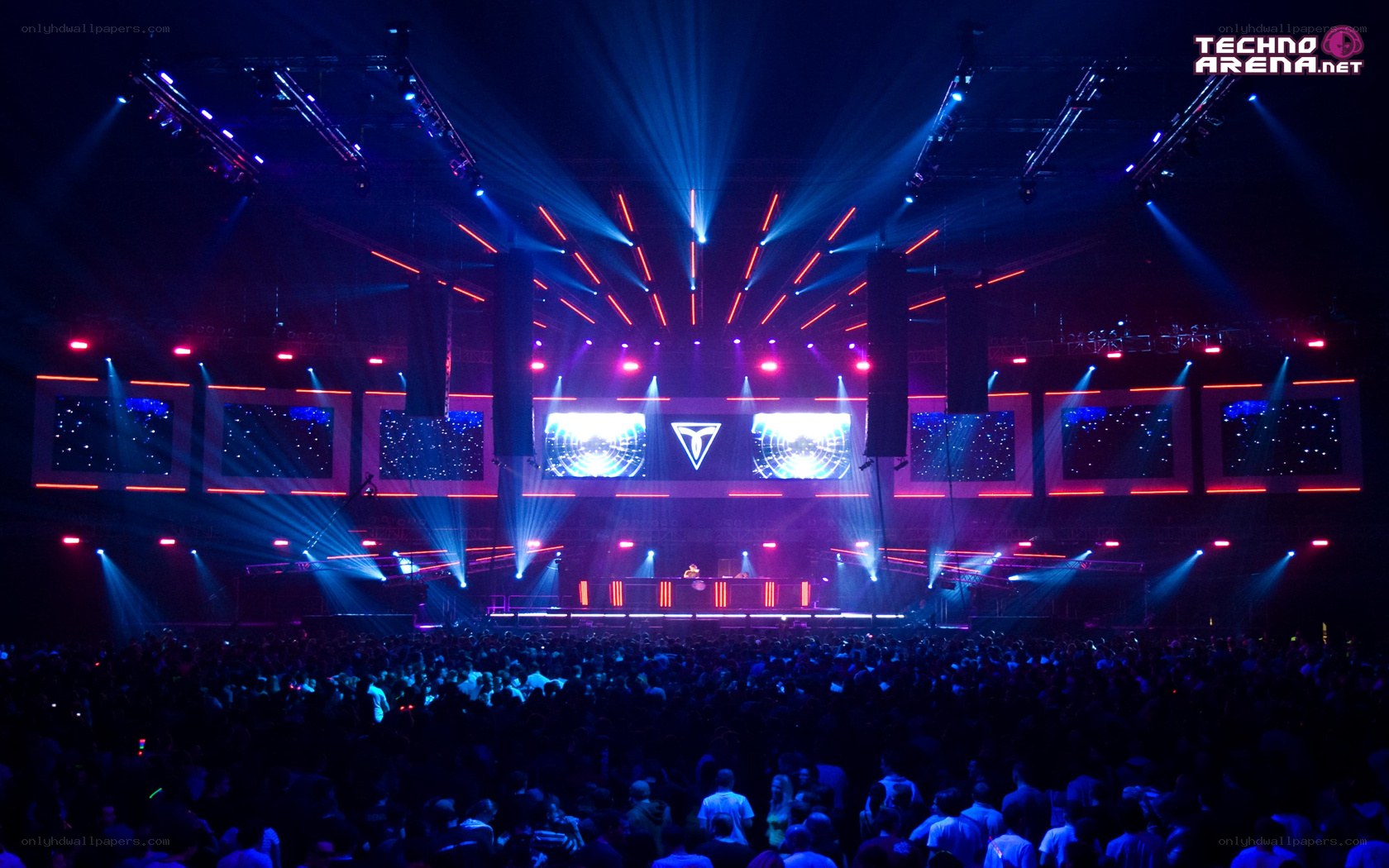 Electronic music concert stage