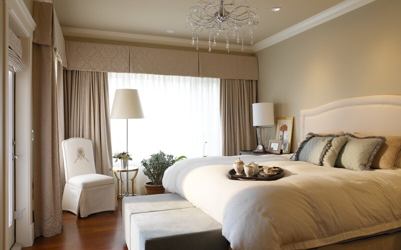 Elegant bedroom with chandelier