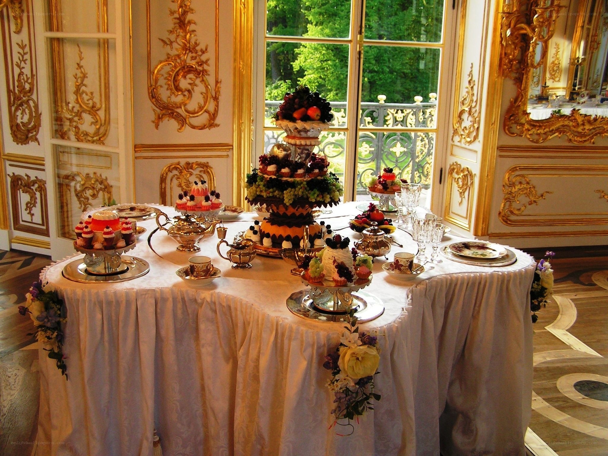 Elegant dessert table in palace