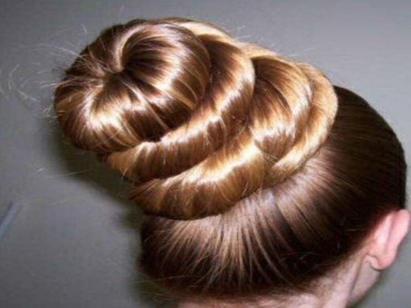 elegant hair bun