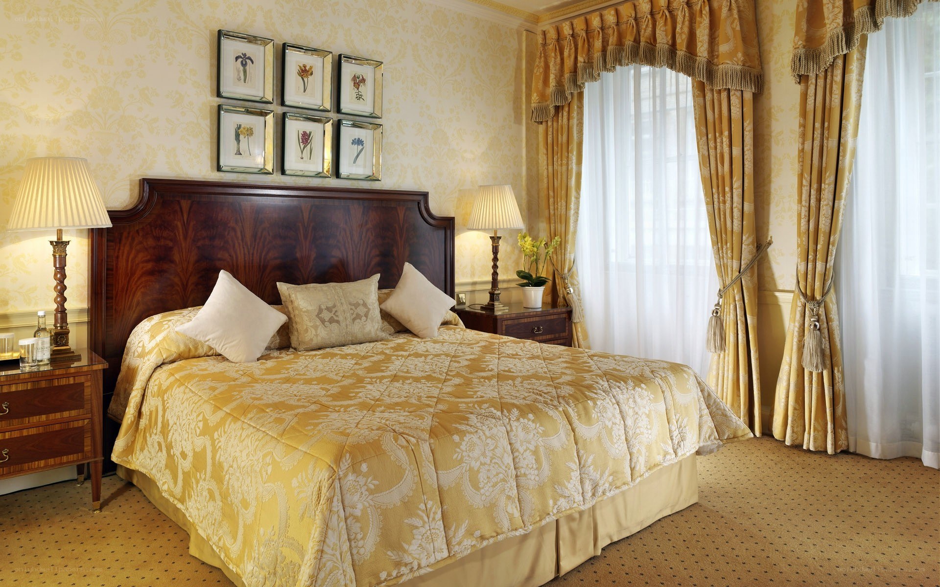 elegant hotel bedroom