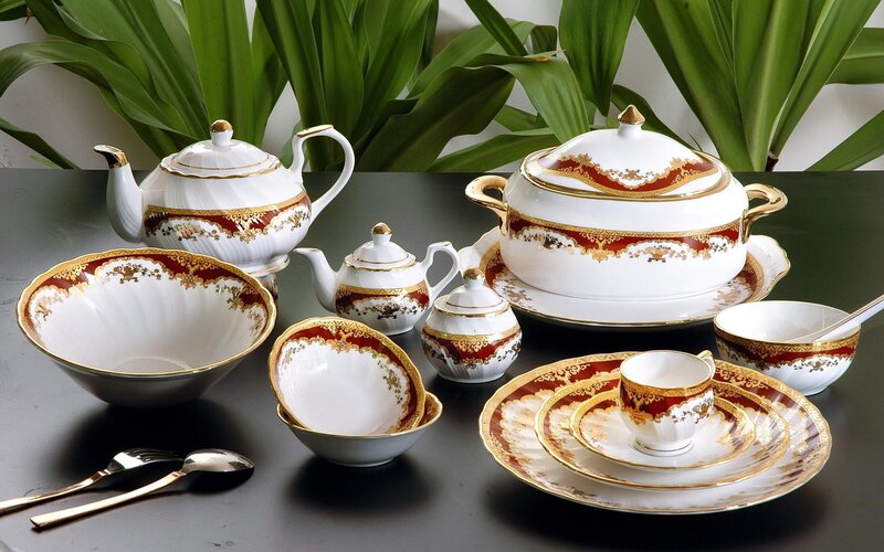 elegant porcelain tea set