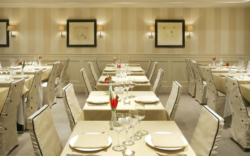 elegant restaurant dining room