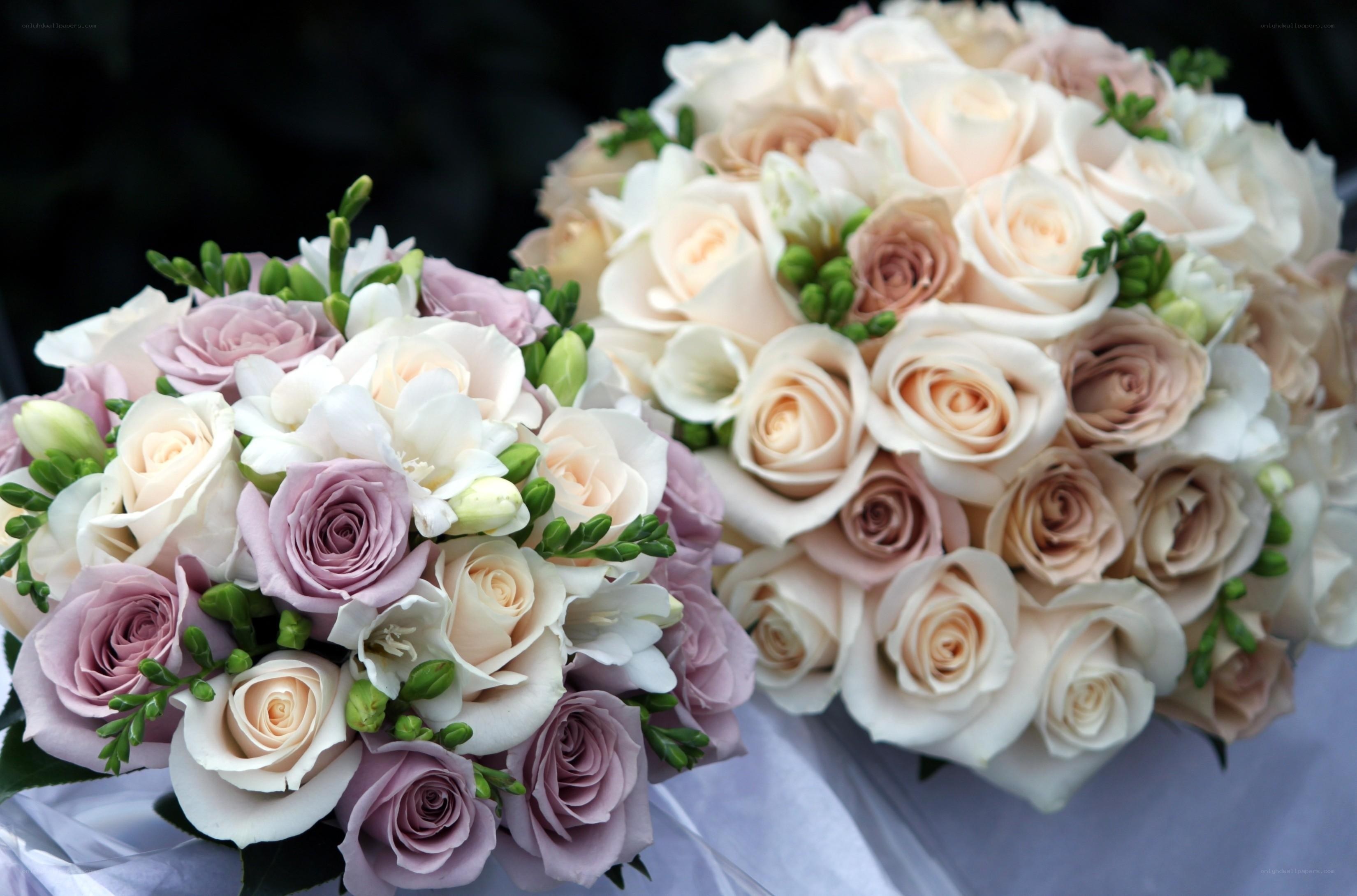 Elegant rose bouquets