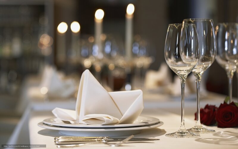 Elegant Table Setting — White, Formal